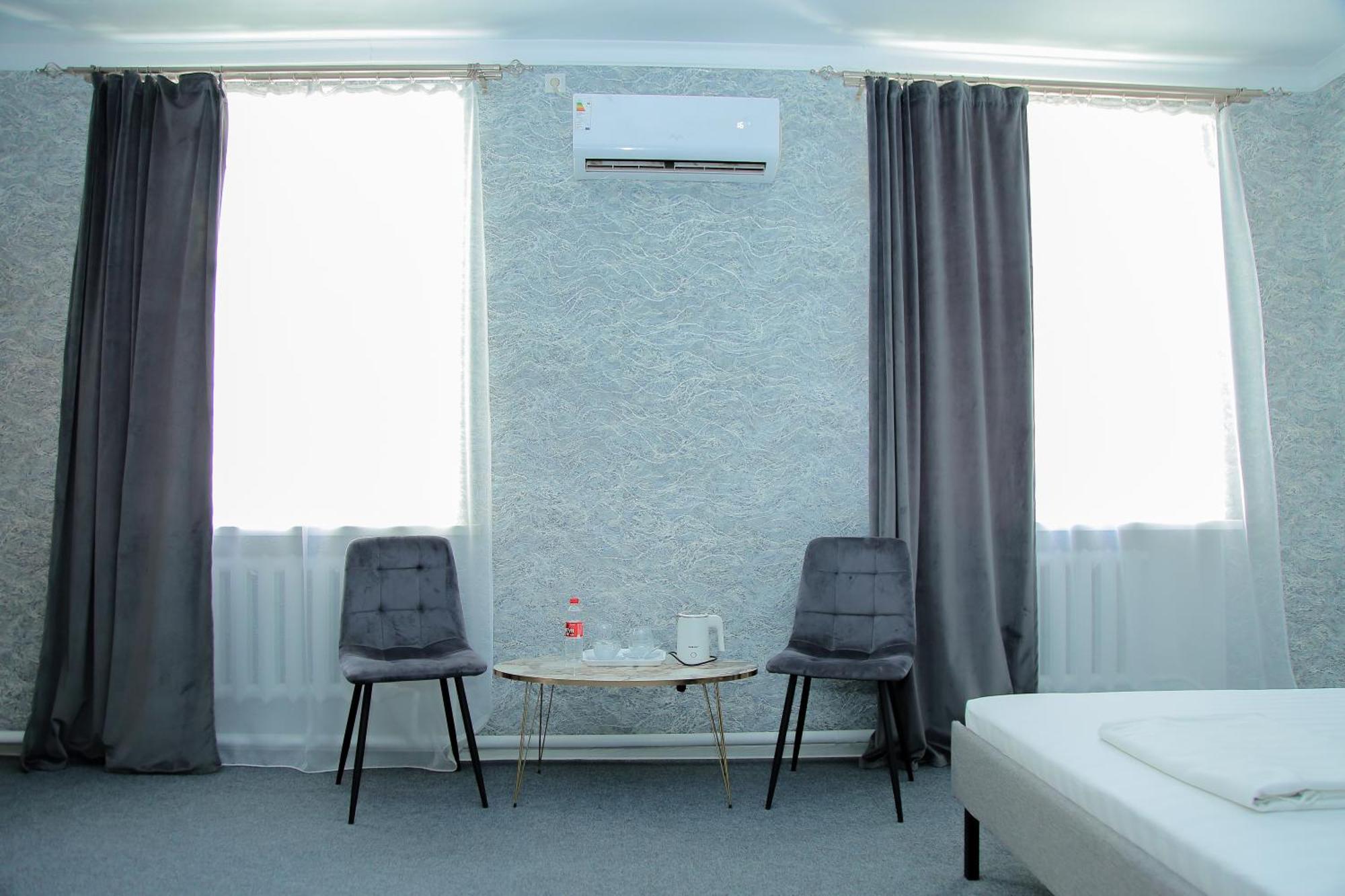 Hotel Fresh Aqtöbe Exteriör bild